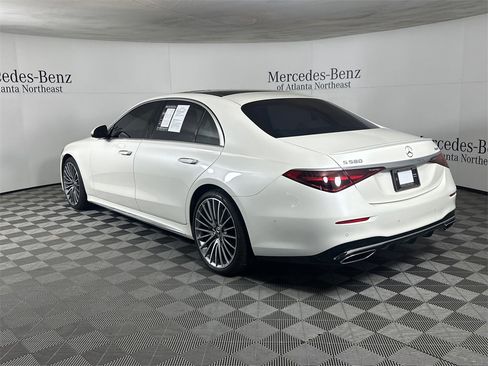 Certified 2022 Mercedes-Benz S 580 4MATIC Sedan image 5