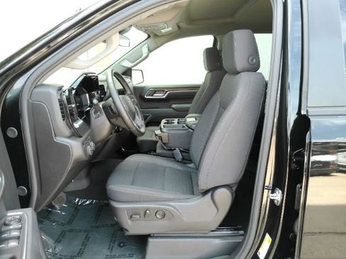 Used 2026 Chevrolet Silverado 1500 RST AWD/4WD image 15