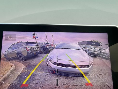 Used 2024 Jeep Compass Latitude image 21