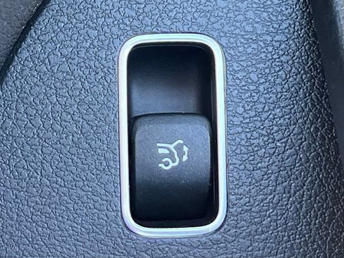 Certified 2024 Mercedes-Benz GLE 53 AMG 4MATIC image 48
