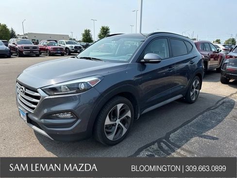 Used 2018 Hyundai Tucson Value AWD/4WD image 3