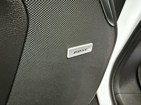 Used 2026 GMC Yukon Denali w/ Denali Reserve Package image 13