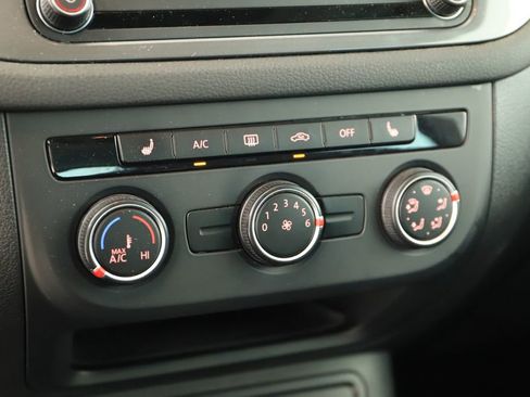 Used 2017 Volkswagen Tiguan Wolfsburg Edition FWD image 28