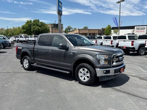 Used 2017 Ford F150 XLT AWD/4WD image 9