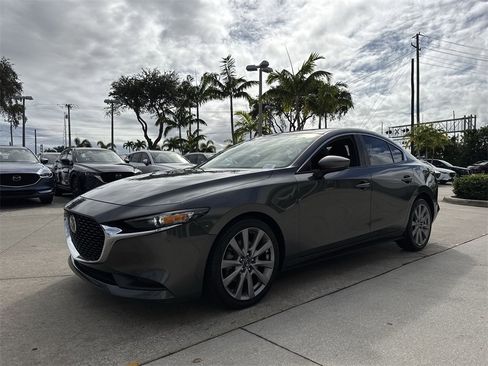 Used 2021 MAZDA MAZDA3 s image 29