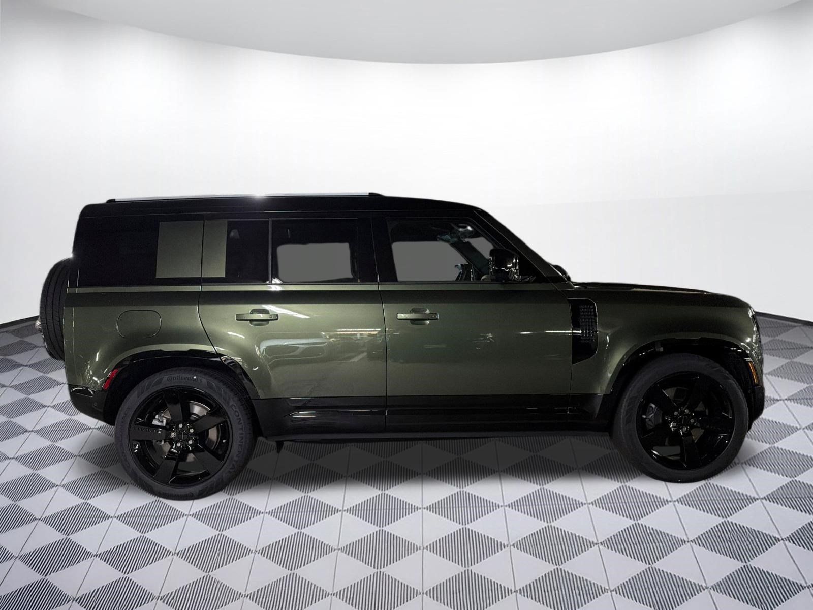 New 2026 Land Rover Defender 110 X-Dynamic SE AWD/4WD image 8