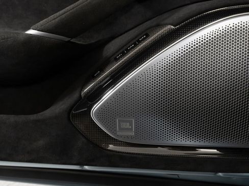 Certified 2024 Ferrari Roma image 26