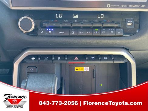 Used 2022 Toyota Tundra Limited AWD/4WD image 25