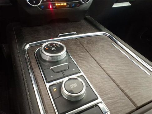 Used 2021 Ford Expedition Max Limited image 21
