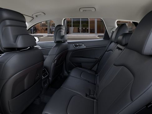 New 2026 Kia Sportage EX image 18