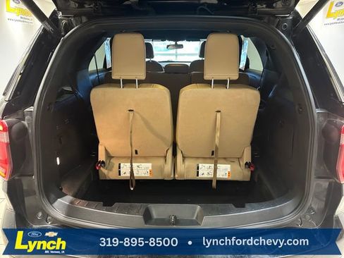 Used 2017 Ford Explorer XLT w/ Equipment Group 202A image 23