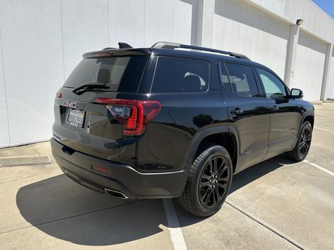 Used 2023 GMC Acadia SLE w/ Driver Convenience Package image 9