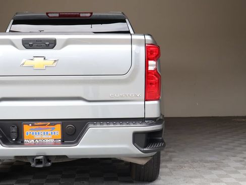 Used 2025 Chevrolet Silverado 1500 Custom RWD image 12