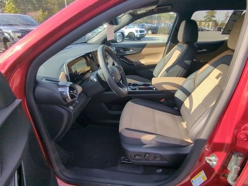 New 2026 Chevrolet Equinox ACTIV w/ Safety and Technology Package image 22