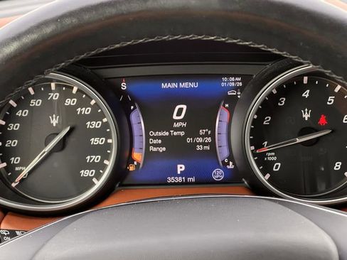 Used 2017 Maserati Levante w/ Luxury Package image 16