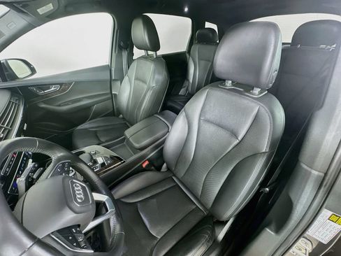 Used 2019 Audi Q7 3.0T Premium Plus w/ Premium Plus Package AWD/4WD image 33