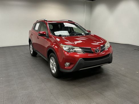 Used 2014 Toyota RAV4 XLE AWD/4WD image 7