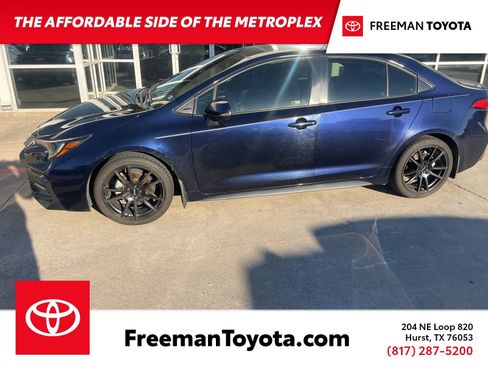Used 2020 Toyota Corolla SE w/ SE Premium Package image 1