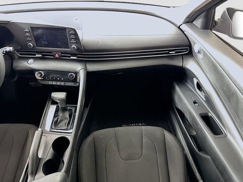 Certified 2023 Hyundai Elantra SEL image 22