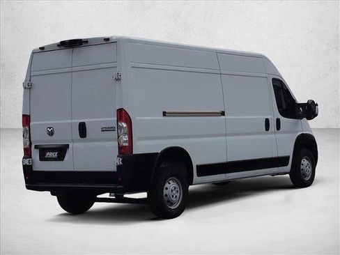 Used 2023 RAM ProMaster 2500 image 5