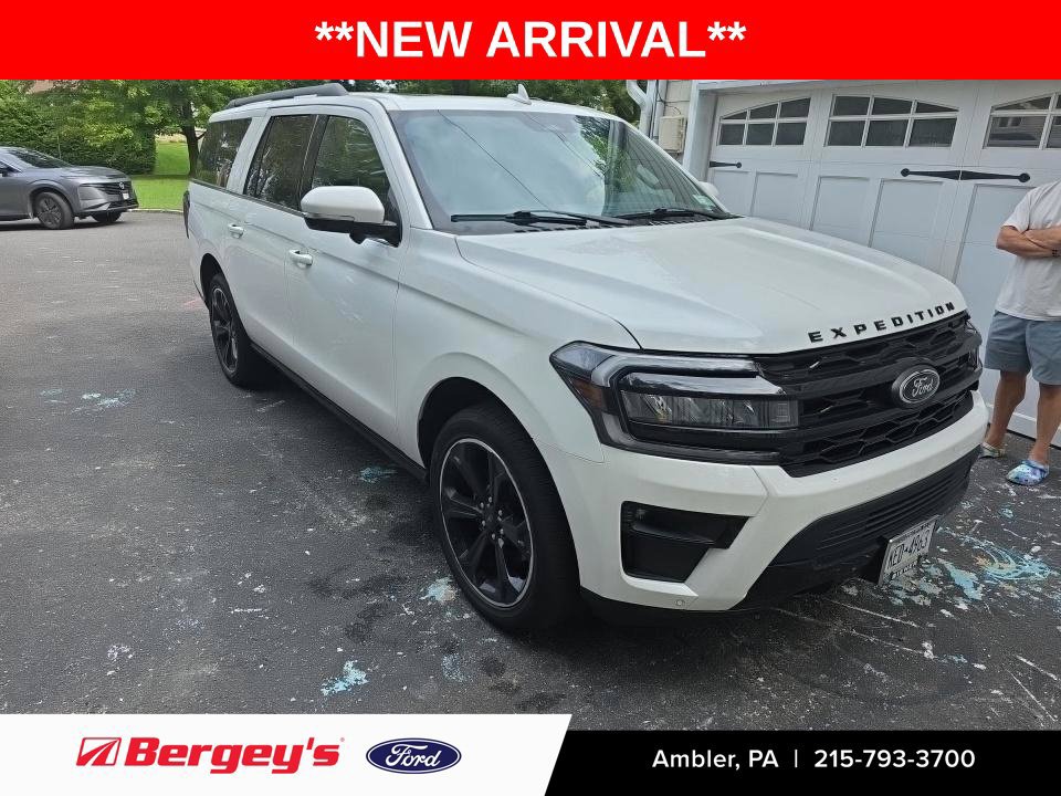 Used 2023 Ford Expedition Max Limited AWD/4WD image 1