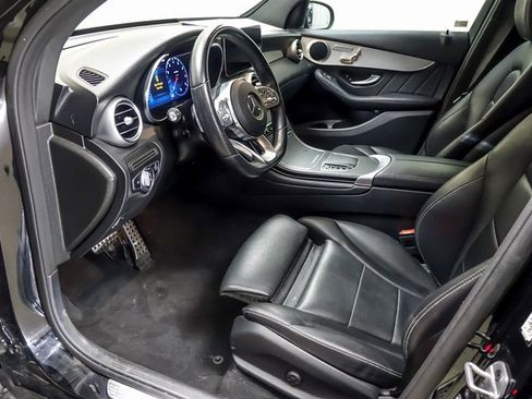Used 2022 Mercedes-Benz GLC 300 image 9