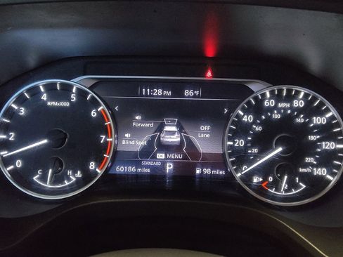 Used 2021 Nissan Rogue S image 23