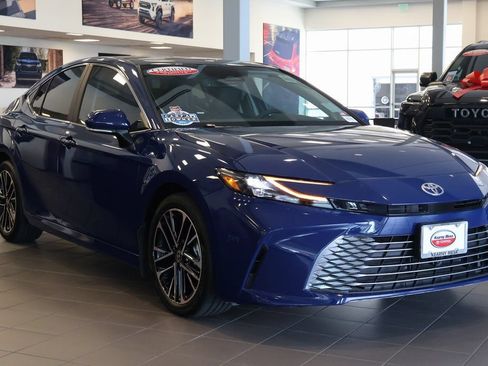Used 2026 Toyota Camry XLE w/ Premium Package FWD image 3