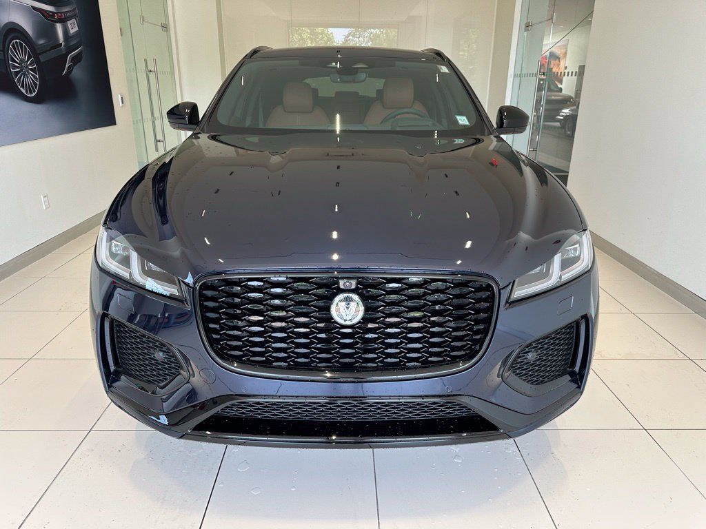 New 2026 Jaguar F-PACE R-Dynamic S AWD/4WD image 3