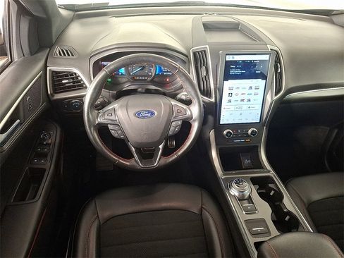 Used 2022 Ford Edge ST-Line image 2