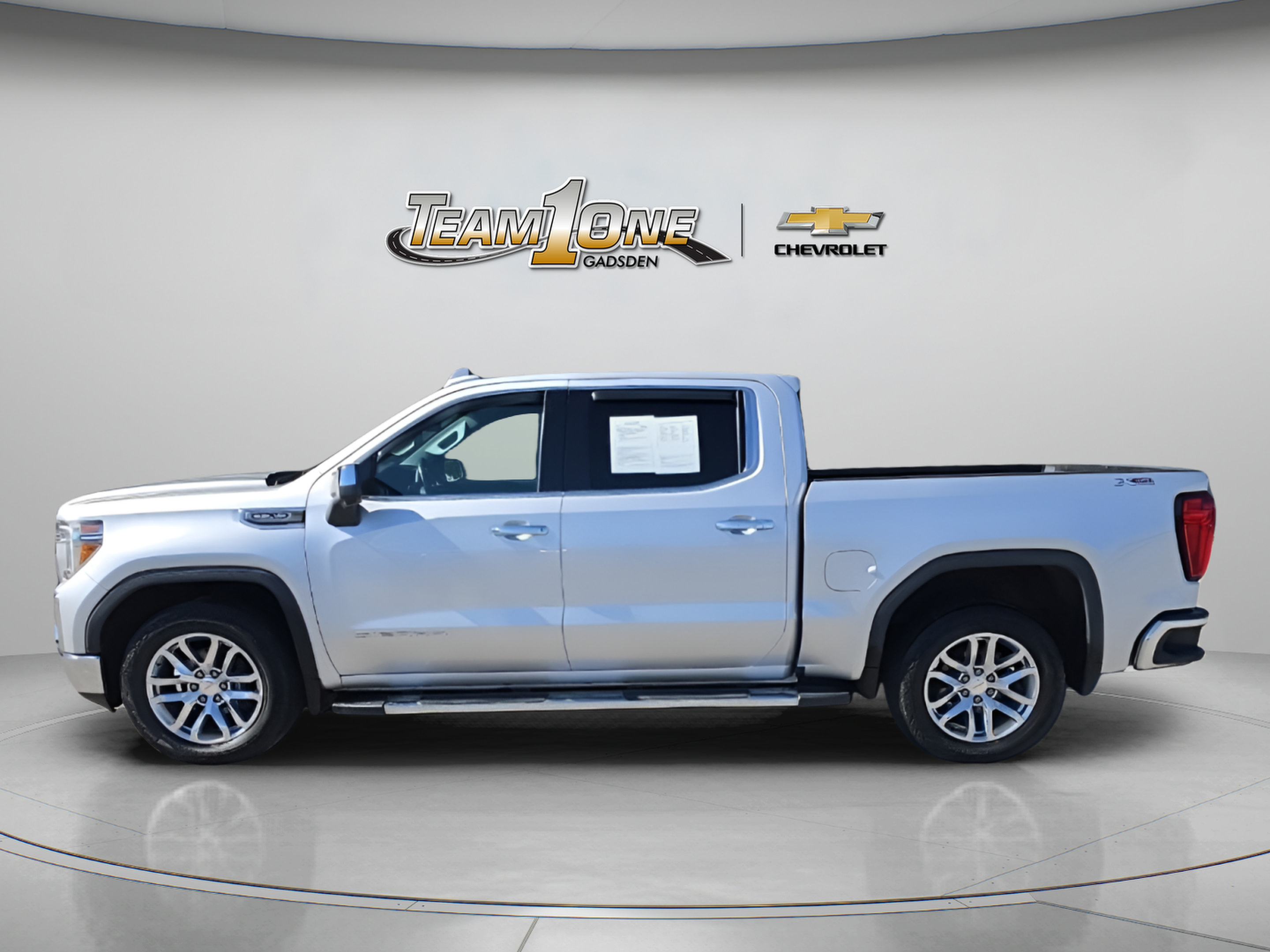 Used 2021 GMC Sierra 1500 SLT w/ SLT Premium Plus Package AWD/4WD image 11