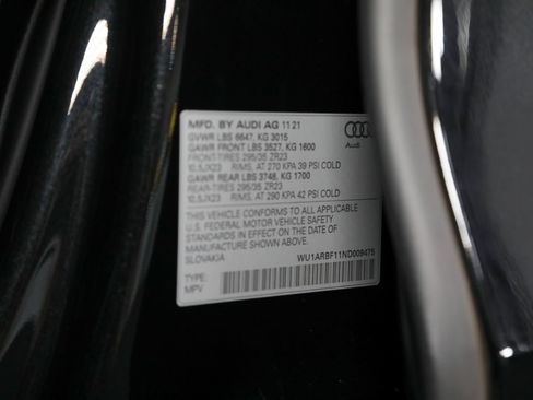 Used 2022 Audi RS Q8 AWD/4WD image 76