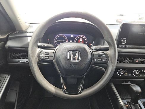 Used 2025 Honda Accord LX image 22