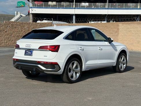 Used 2024 Audi Q5 2.0T Premium Plus w/ Premium Plus Package image 4