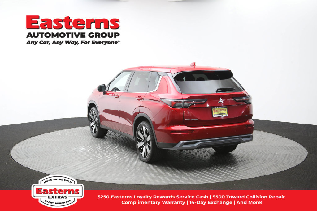Used 2025 Mitsubishi Outlander SE AWD/4WD image 67