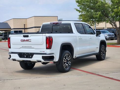 Used 2025 GMC Sierra 1500 AT4 w/ AT4 Premium Package AWD/4WD image 4