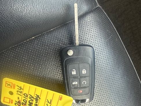 Used 2010 Chevrolet Equinox LT w/ Chrome Appearance Package AWD/4WD image 24