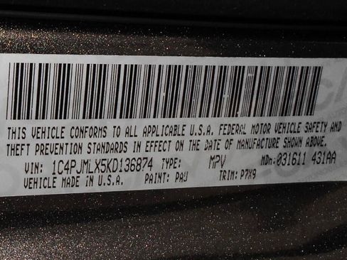 Certified 2019 Jeep Cherokee Latitude Plus w/ Comfort/Convenience Group AWD/4WD image 21
