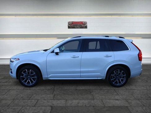 Used 2018 Volvo XC90 T5 Momentum w/ Convenience Package FWD image 4