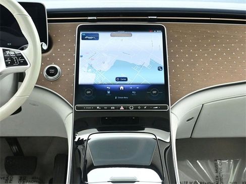 Used 2023 Mercedes-Benz EQE 500 4MATIC SUV image 25