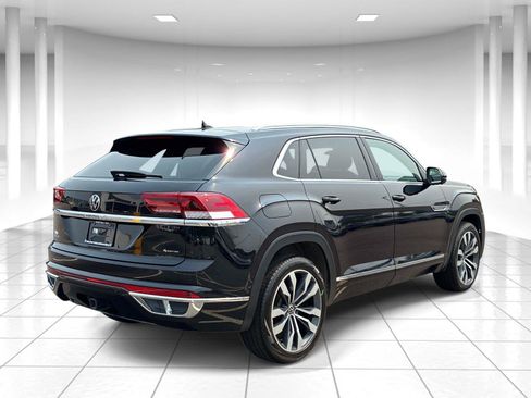 Certified 2023 Volkswagen Atlas Cross Sport SEL Premium R-Line AWD/4WD image 7