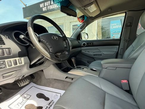 Used 2010 Toyota Tacoma 4x4 Access Cab V6 image 8