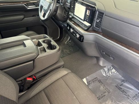 Used 2022 GMC Sierra 1500 SLE AWD/4WD image 14