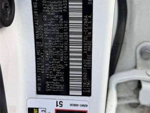 Used 2020 Toyota Camry LE image 26