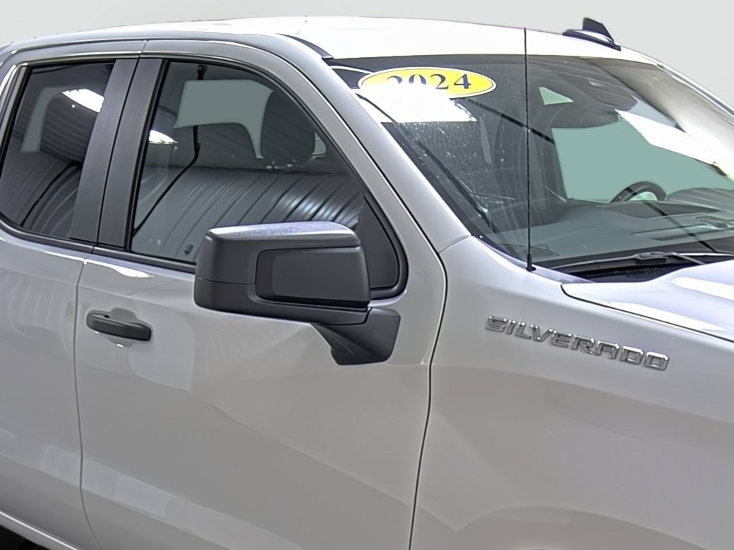Used 2024 Chevrolet Silverado 1500 Custom AWD/4WD image 15