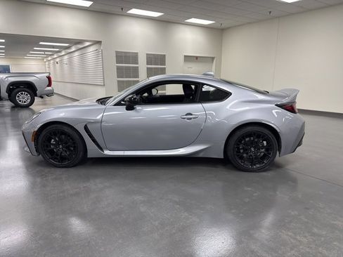 New 2026 Toyota GR86 Premium image 7