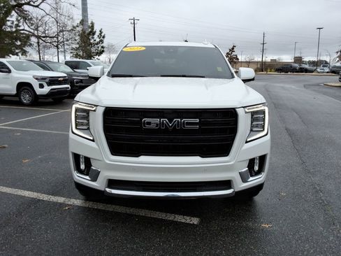 Certified 2023 GMC Yukon SLT w/ SLT Premium Package image 2