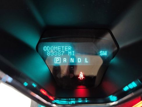 Used 2013 Chevrolet Traverse LT image 25