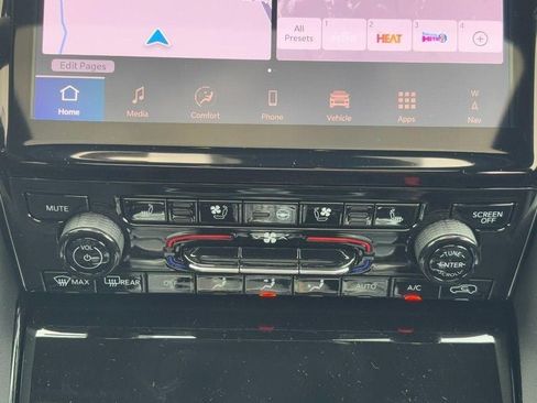 New 2025 Jeep Grand Cherokee L Overland w/ Advanced Protech Group III image 10