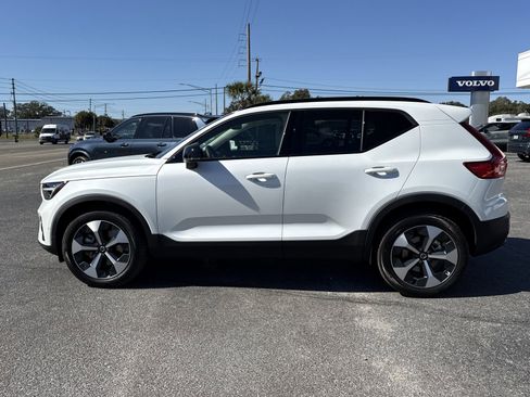 New 2026 Volvo XC40 B5 Plus w/ Protection Package Premier image 2